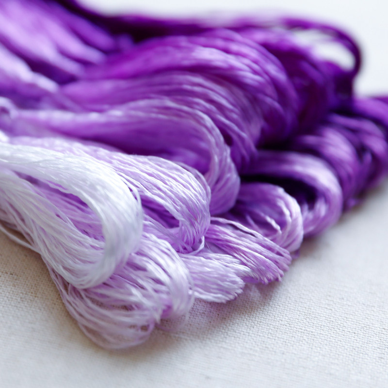 Textile Sewing Kit - ไหมปักลายซูโจว 20 เมตร 8 สี แต่ละสีมี